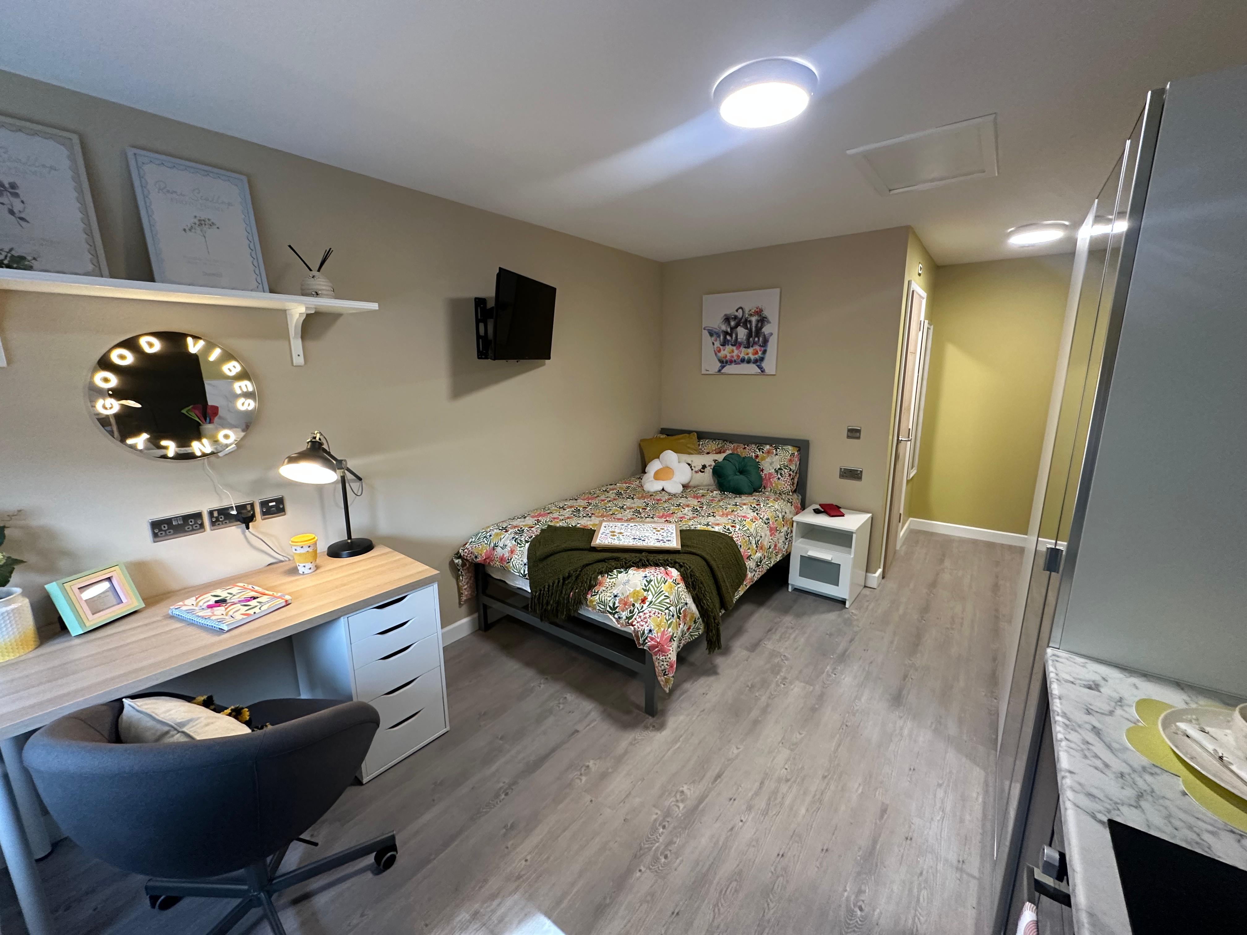 Loughborough Student Accommodation - The Student Block: Ensuite Rooms