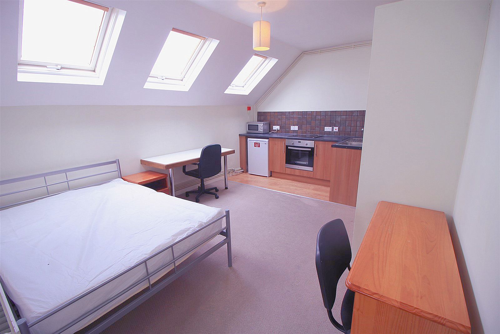 Kingfisher Halls Loughborough - Student accommodation with double ensuite with kitchen